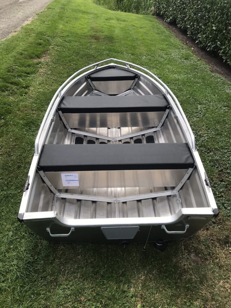 Qwest Marine B301
