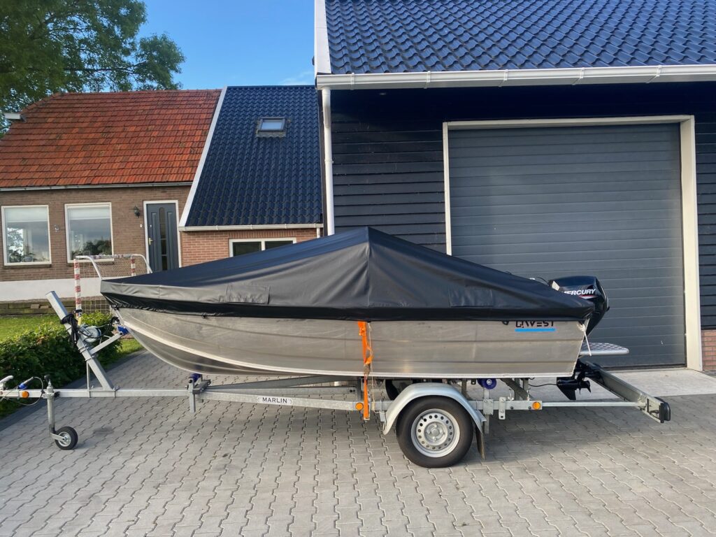 Qwest Marine R400
