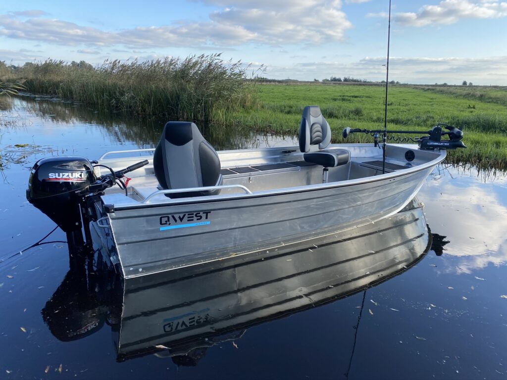 Qwest Marine RF500