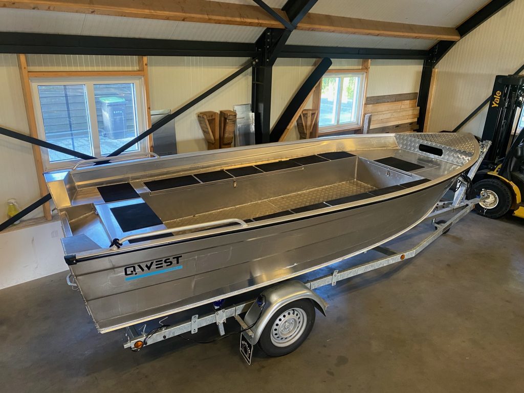Qwest Marine RF500