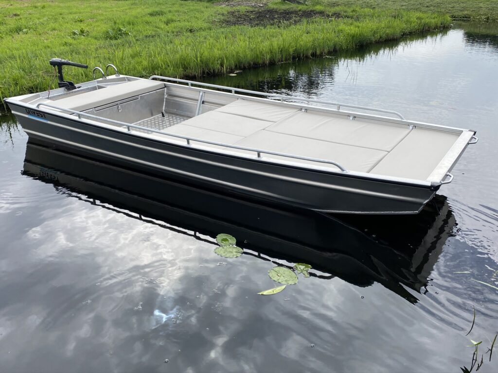 Qwest Marine F452